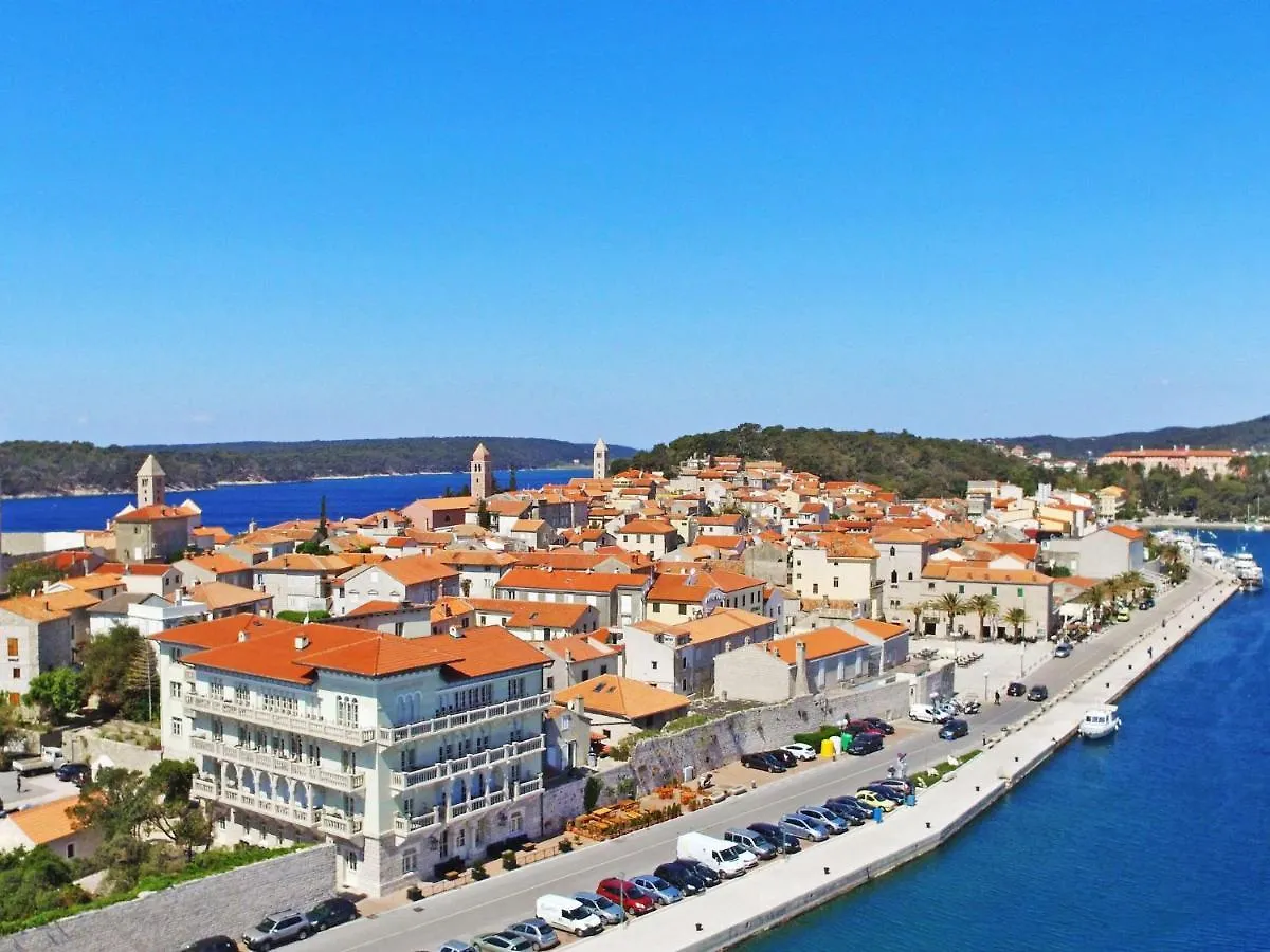 Apartment Dorka - Rab303 By Interhome Rab Town
